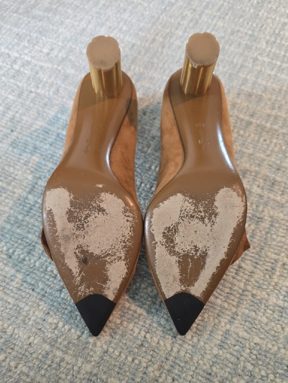 Salvatore Ferragamo Tan Suede Pointed-Toe Pumps with Bow - Picture 2 of 13